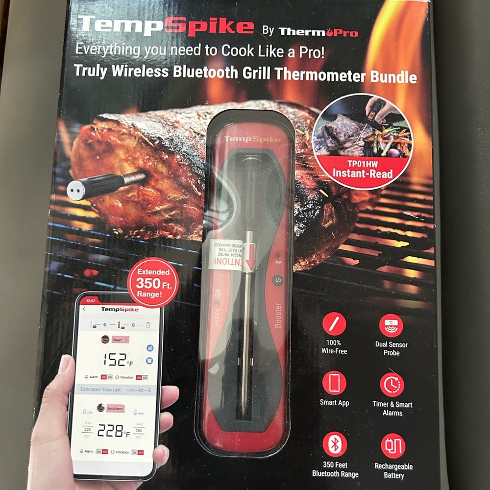 NWOT ThermoPro Truly Wireless Bluetooth Grill Thermometer Bundle